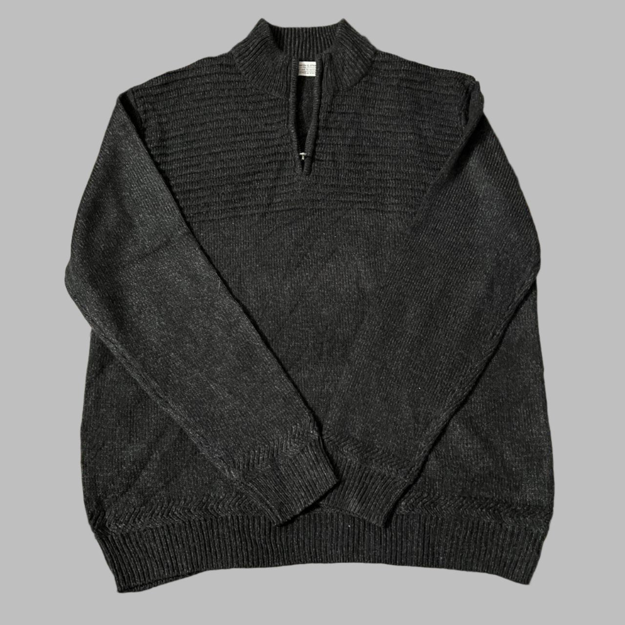 XXL Full Sleeves Knitted Half Black Zipper