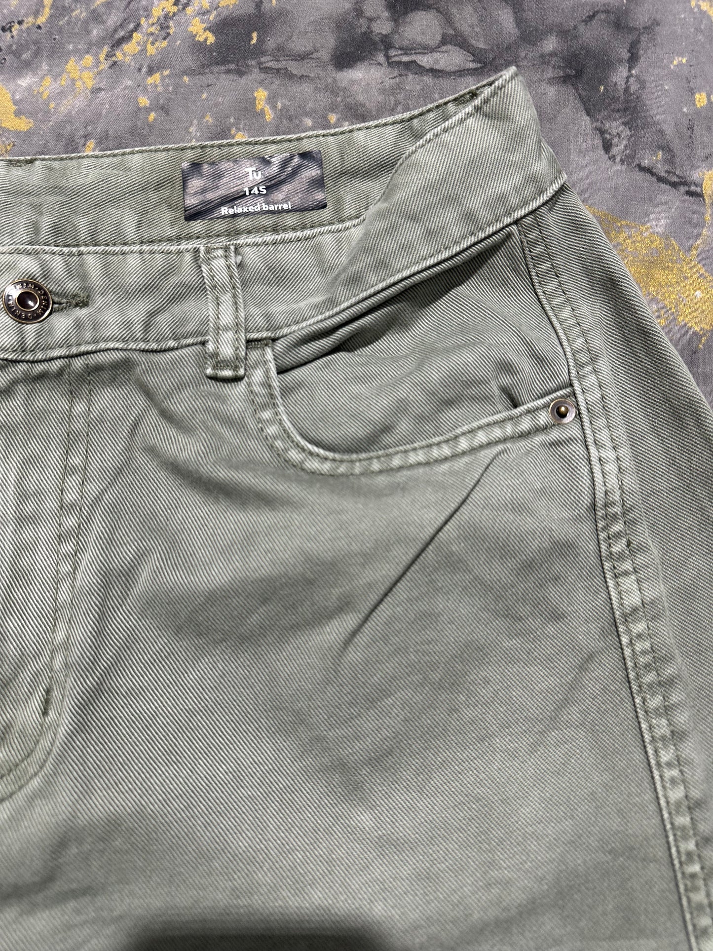 TU MEN Dark Sage Green Relaxed Barrel Jeans