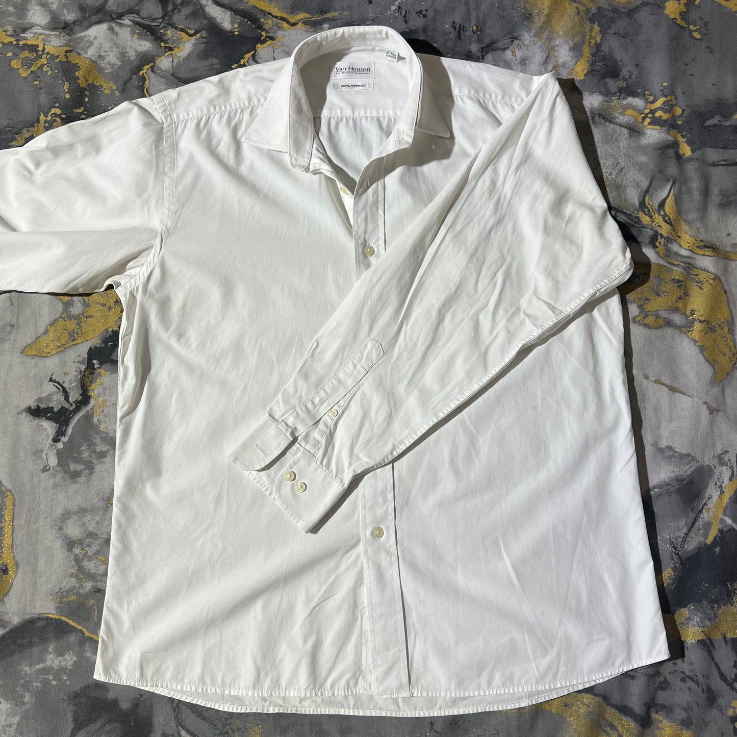 White Simple Cotton Full Sleeves Buttoned Down