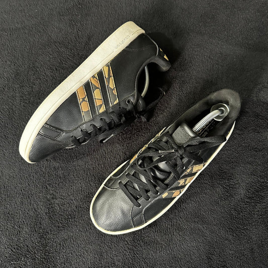 Soft Memory Foam Padded Sneakers