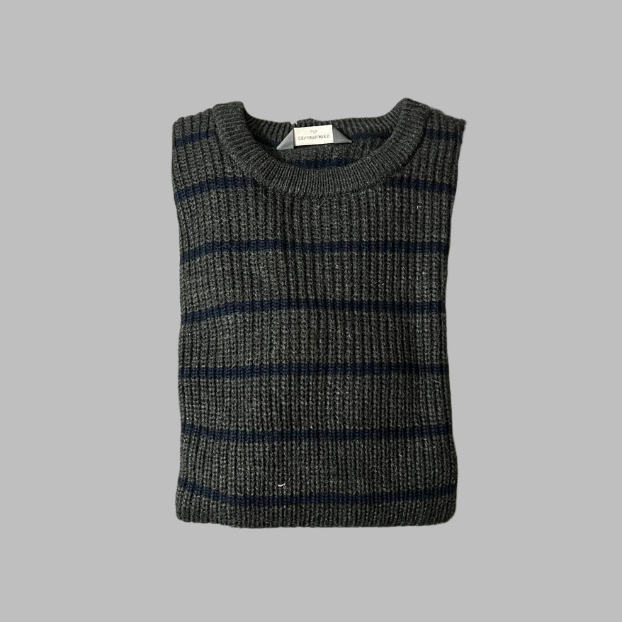 X-Large Grey/Blue Striped Knitted Sweater