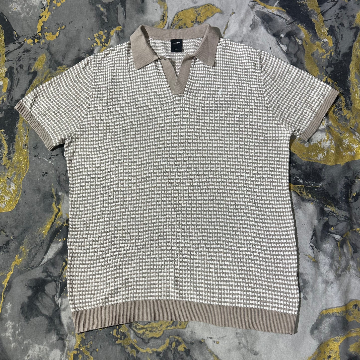 Light Pastel Brown Textured Knitted Busan Collar