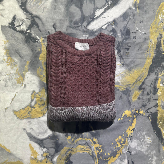 Maroon sweater